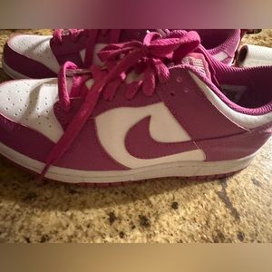 NIKE DUNK LOW ACTIVE FUSCHIA